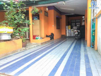 *****บ้านแฝดมือสองย่านกรุงเทพฯ ม.หลักสี่แลนด์ ดอนเมือง บนเนื้อที่กว้างขวางสุดๆ 35 ตร.ว. ฟังก์ชันจัดเต็ม 4 ห้องนอน 2 ห้องน้ำ 1 ที่จอดรถ แถมฟรี! 3 เครื่องปรับอากาศ 2 เครื่องทำน้ำอุ่น บนทำเลเดินทางสะดวก เพียง 20 นาทีก็ถึงสนามบินดอนเมือง ใกล้โรบินสัน ศรีสมาน, เมืองทองธานี และรถไฟฟ้า "สถานีดอนเมือง"